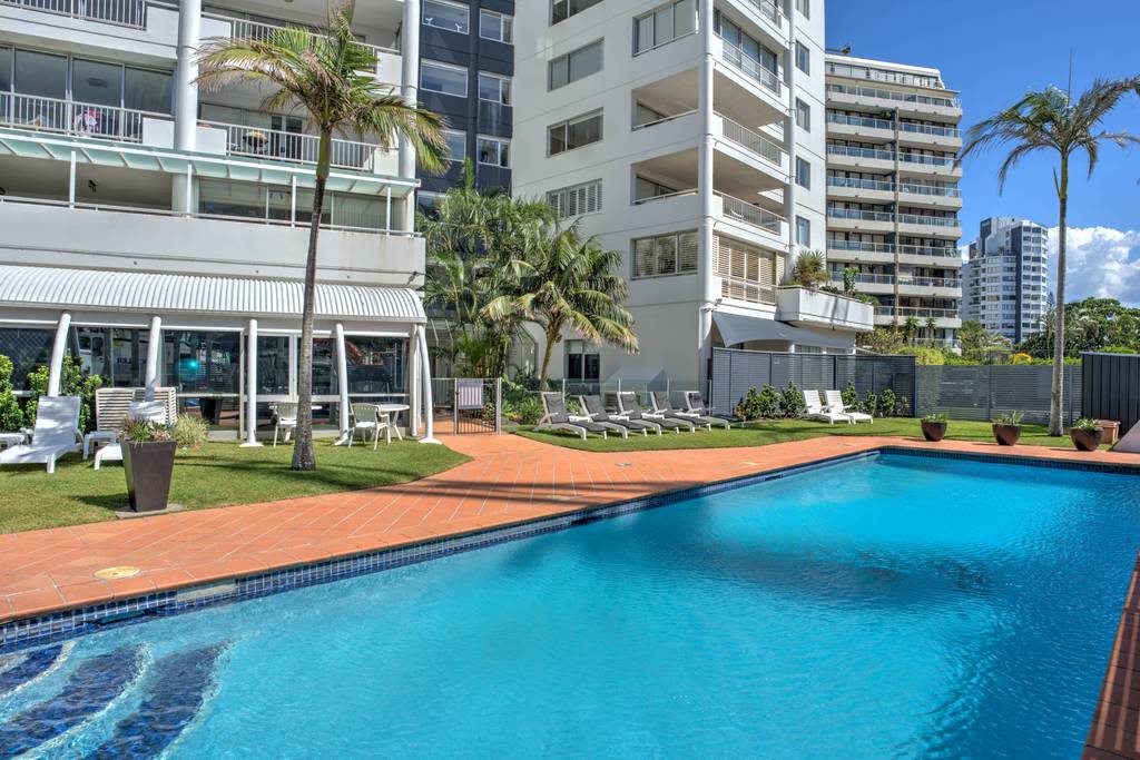 Heated saltwater pool at Marriner Views