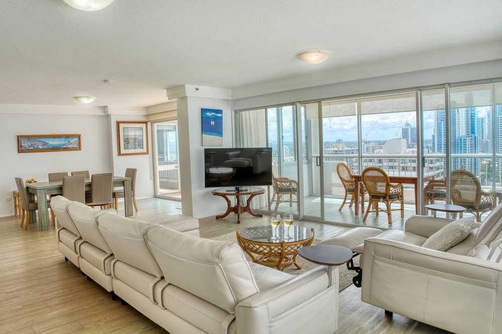 2 Bedroom Superior, ocean-balcony lounge