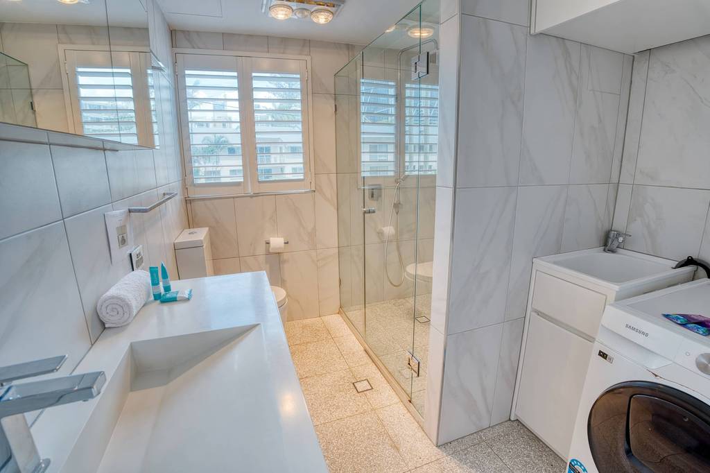 3 Bedroom First Floor apartment